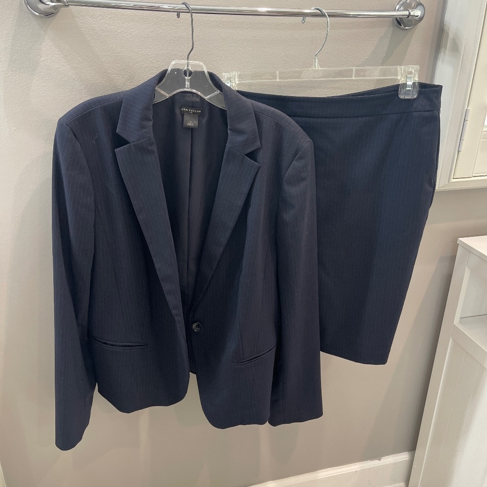 Two piece Ann Taylor suit